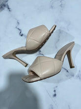 Load image into Gallery viewer, Bottega Veneta Ivory Slip On Sandals
