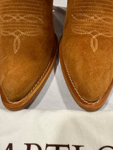 Load image into Gallery viewer, Partlow Caramel Suede Western Booties
