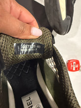 Load image into Gallery viewer, Chanel 21C Black Gray Lattice Suede CC Sneaker
