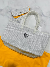 Load image into Gallery viewer, Goyard St Louis PM White Tote Special Edition Handbag
