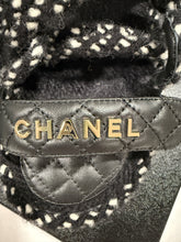 Load image into Gallery viewer, Chanel 21A Black Leather Tweed Dad Sandals

