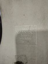 Load image into Gallery viewer, Valentino Garavani Roman Rockstud White Sandals

