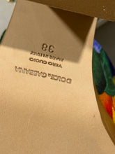 Load image into Gallery viewer, Dolce &amp; Gabbana Floral Platform Sandal
