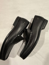 Load image into Gallery viewer, Salvatore Ferragamo Mens Black Athen Penny Loafer
