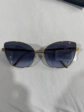 Load image into Gallery viewer, Cartier Womens Butterfly Rectangle 518 Sunglasses
