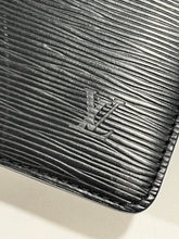 Load image into Gallery viewer, Louis Vuitton Black Epi Leather Document Case
