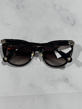 Load image into Gallery viewer, Gucci Tortoise Resin GG Cateye Sunglasses
