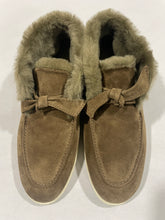 Load image into Gallery viewer, Alexandre Birman Shearling Etoupe Booties
