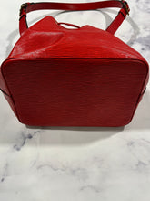 Load image into Gallery viewer, Louis Vuitton Vintage Epi Leather Bucket Hobo Bag
