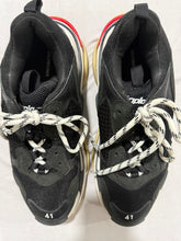 Load image into Gallery viewer, Balenciaga Black Trainer Sneaker
