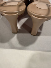 Load image into Gallery viewer, Christian Louboutin Pearle Leche One toe Sandal

