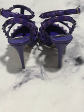 Load image into Gallery viewer, Valentino Garavani Purple Rockstud Pumps
