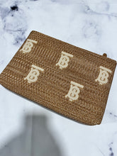 Load image into Gallery viewer, Burberry Raffia Straw Clutch Bag
