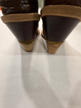 Load image into Gallery viewer, Fendi Brown Croc Embossed Leather Pull Up Western Boots
