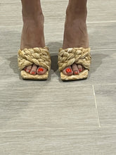 Load image into Gallery viewer, Bottega Veneta Raffia Sandals
