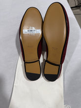 Load image into Gallery viewer, Gucci Princetown Burgundy Slides
