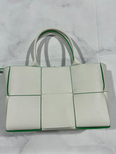 Load image into Gallery viewer, Bottega Veneta Leather White &amp; Parakeet Arco Tote with Pouch
