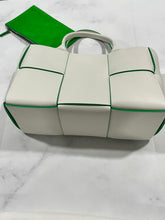 Load image into Gallery viewer, Bottega Veneta Leather White &amp; Parakeet Arco Tote with Pouch
