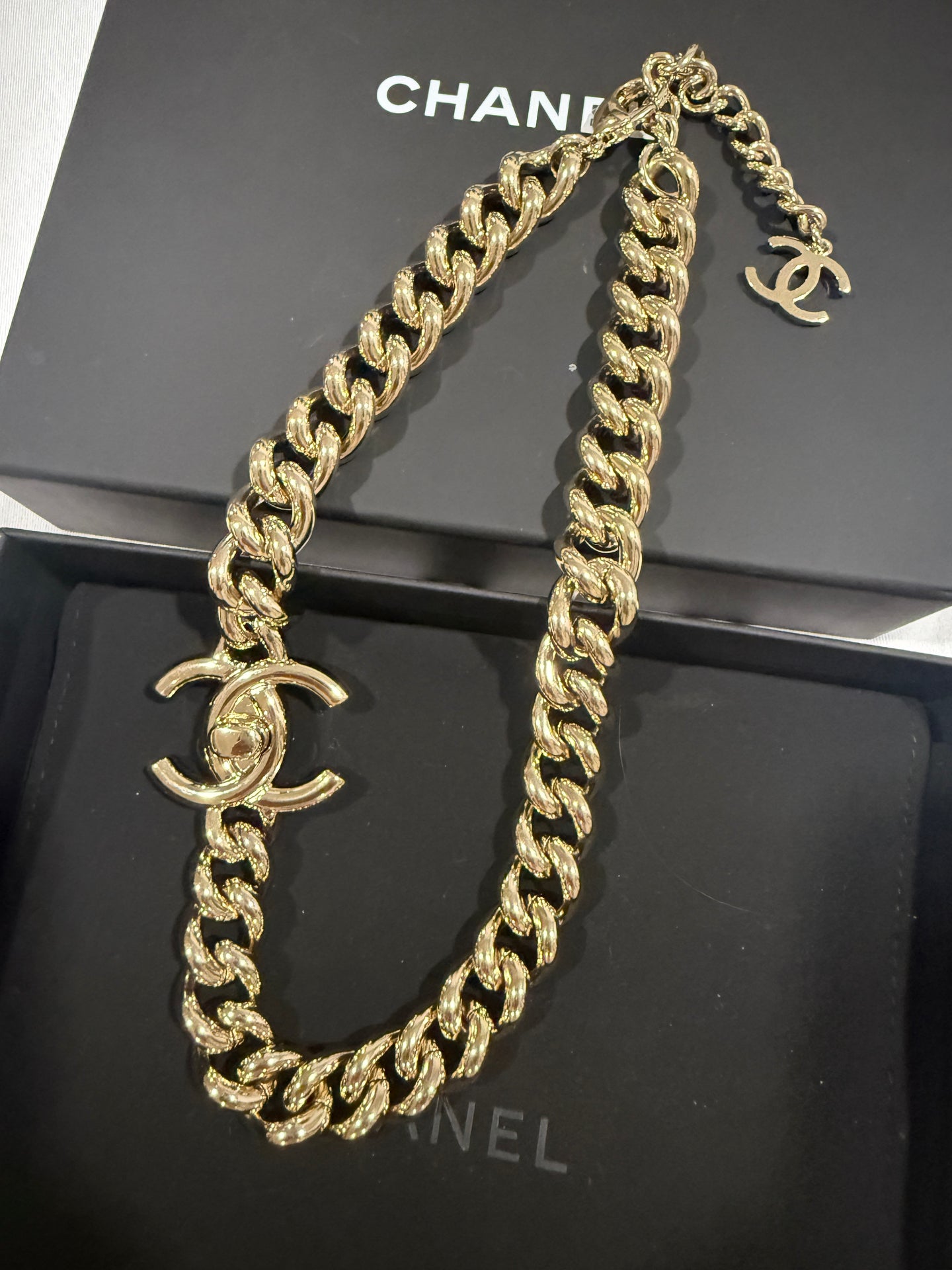 Chanel 25 CC Turnlock Goldtone Chain Choker Necklace