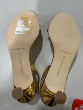 Load image into Gallery viewer, Manolo Blahnik Gold Metallic Slingbacks
