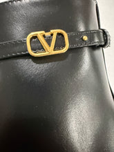 Load image into Gallery viewer, Valentino Garavani Black Platform Zippy Booties
