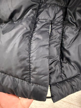 Load image into Gallery viewer, Canada Goose Ellison Down Packable Black Jacket
