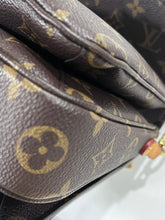 Load image into Gallery viewer, Louis Vuitton Monogram Pouchette Metis
