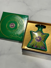 Load image into Gallery viewer, Bond No.9 NYC Bleeker St Eau De Parfum
