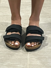 Load image into Gallery viewer, Birkenstock Uji Black Slide Sandalsv
