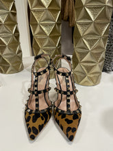 Load image into Gallery viewer, Valentino Garavani Rockstud Pumps w/ Leopard Calf Hair Heels
