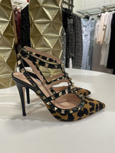Load image into Gallery viewer, Valentino Garavani Rockstud Pumps w/ Leopard Calf Hair Heels
