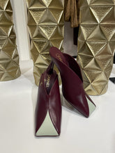Load image into Gallery viewer, Chanel 26K  Burgundy/Lt Green Leather Mule
