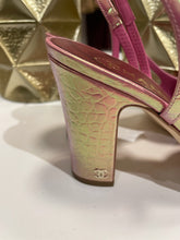 Load image into Gallery viewer, Chanel 26K  Iridescent Pink Croc Embossed Slingback
