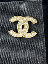 Load image into Gallery viewer, Chanel 23B CC Crystal Pearl Earrings
