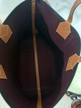 Load image into Gallery viewer, Burberry London Check Shopping Tote
