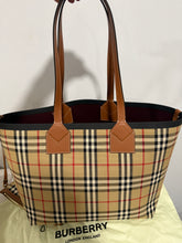 Load image into Gallery viewer, Burberry London Check Shopping Tote
