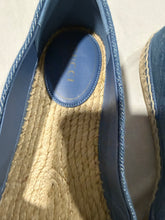 Load image into Gallery viewer, Gucci GG Denim Blue Espadrille

