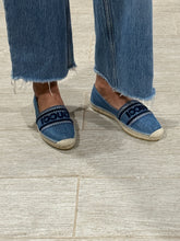 Load image into Gallery viewer, Gucci GG Denim Blue Espadrille
