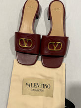Load image into Gallery viewer, Valentino Garavani VLogo Burgundy Slide Sandals
