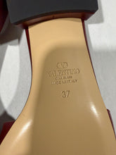 Load image into Gallery viewer, Valentino Garavani VLogo Burgundy Slide Sandals
