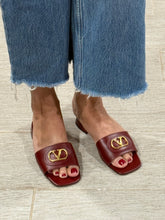 Load image into Gallery viewer, Valentino Garavani VLogo Burgundy Slide Sandals
