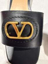 Load image into Gallery viewer, Valentino Garavani VLogo Black Slide Sandals
