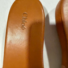 Load image into Gallery viewer, Chloe White Leather Wooden Clogs
