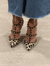 Load image into Gallery viewer, Valentino Garavani Rockstud Pumps w/ Pony Effect Calfskin
