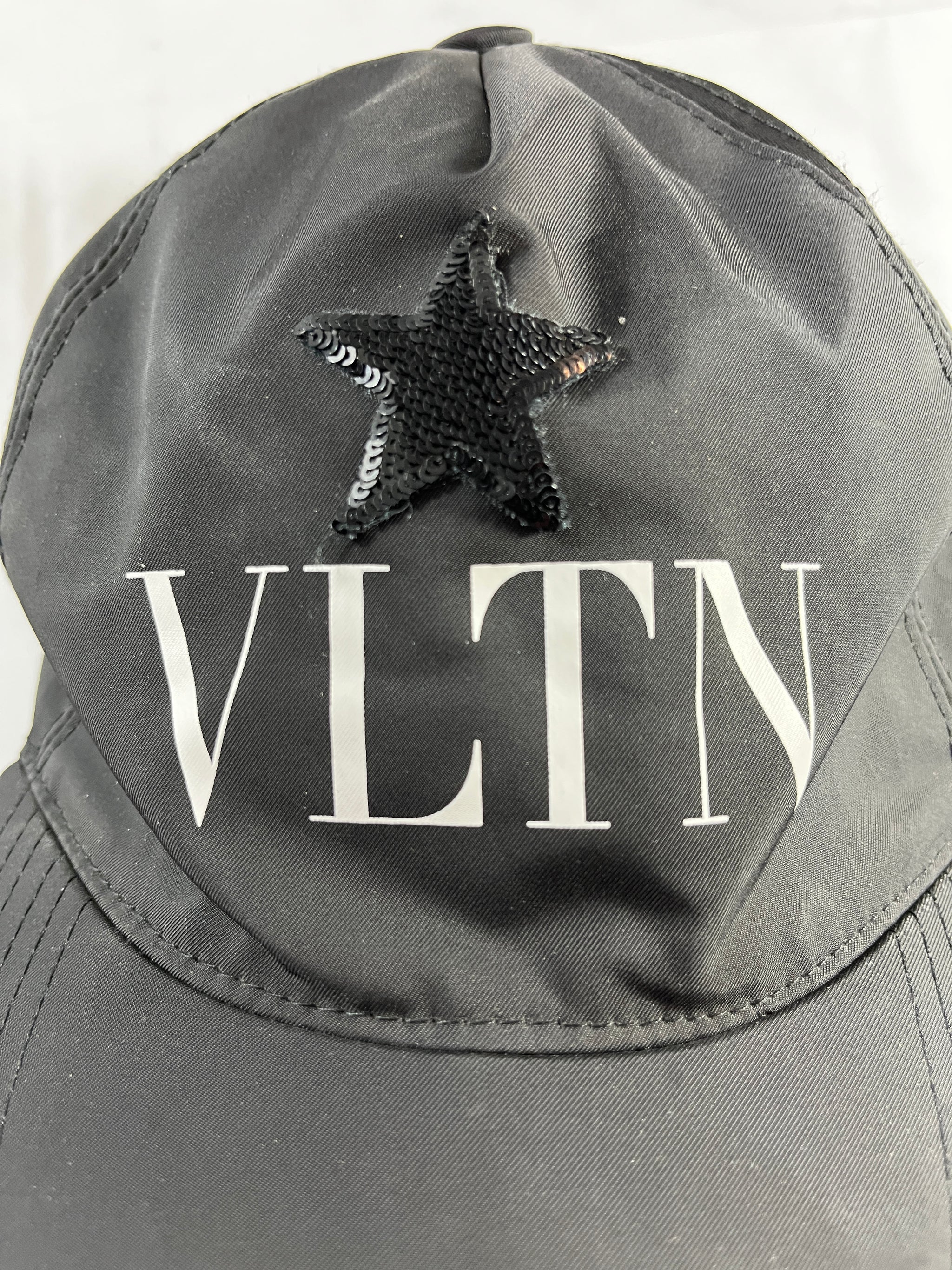 Valentino Garavani VLTN Sequin Star Baseball Hat – The