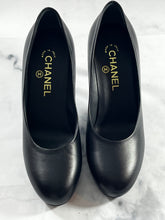 Load image into Gallery viewer, Chanel 19A Black Round Toe Pumps
