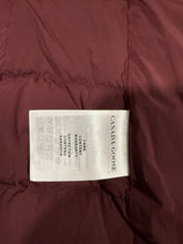 Load image into Gallery viewer, Canada Goose Hooded Down Puffer Vest
