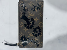 Load image into Gallery viewer, Louis Vuitton Monogram Blossom Zipper Wallet Pouch
