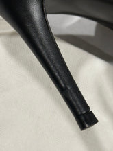 Load image into Gallery viewer, Valentino Garavani Black Roman Stud Heels
