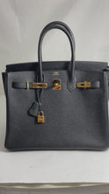 Load and play video in Gallery viewer, Hermes Unisex 35 Epsom Black Leather Birkin
